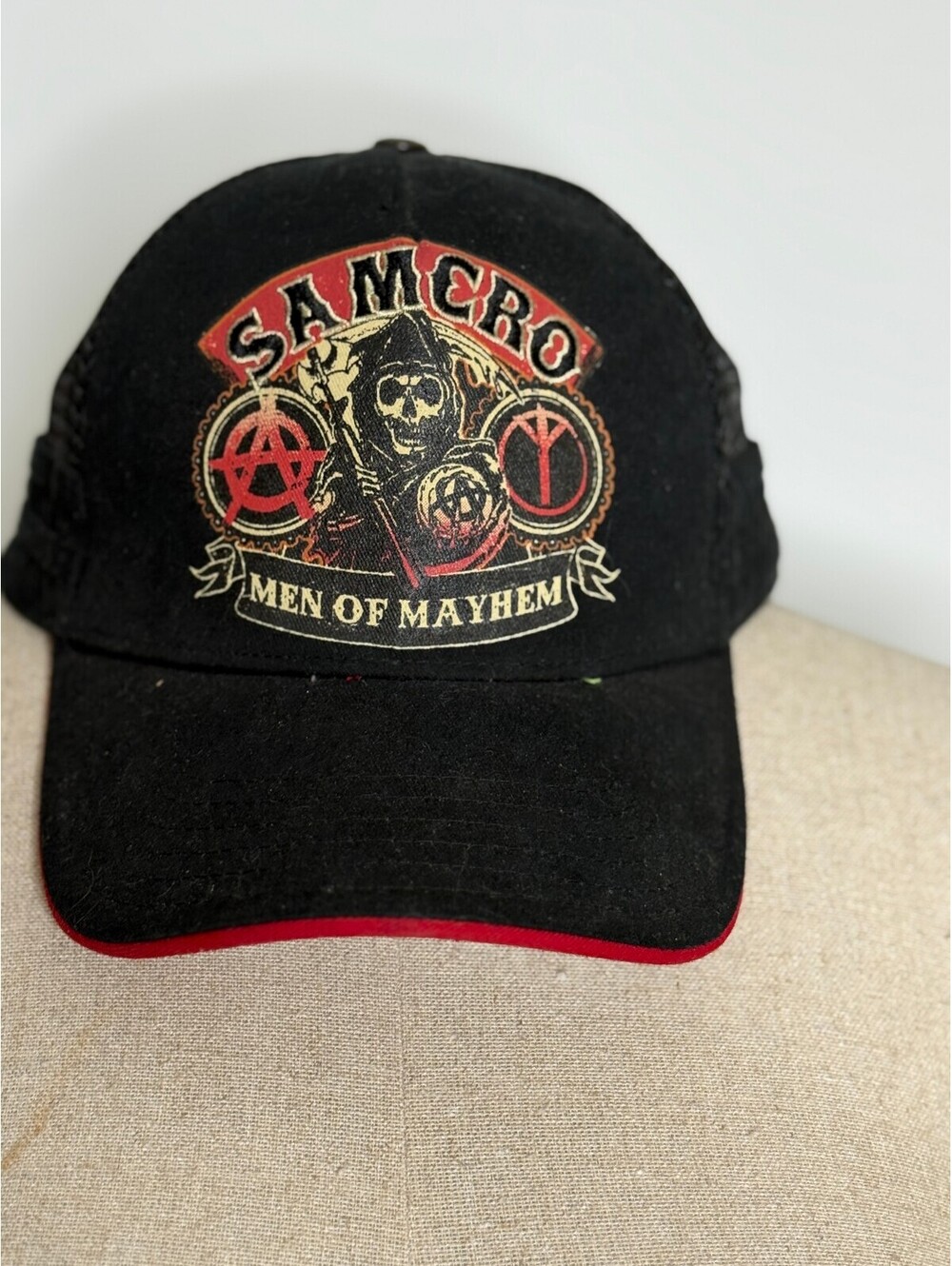 NWT - Sons of Anarchy SAMCRO Men of Mayhem Trucker Hat Black Red OS